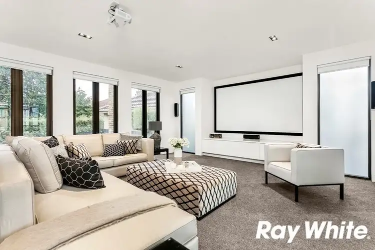 Seventh view of Homely house listing, 5 Ashbury Court, Mount Waverley VIC 3149
