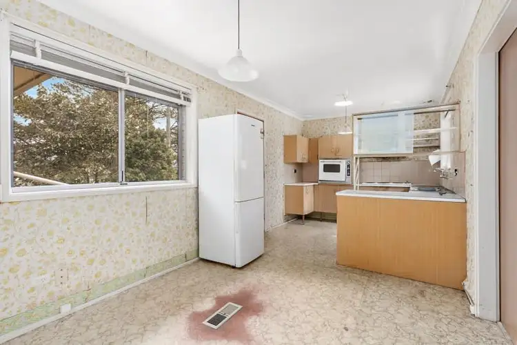 Second view of Homely house listing, 3 Gordon Avenue, Oak Flats NSW 2529