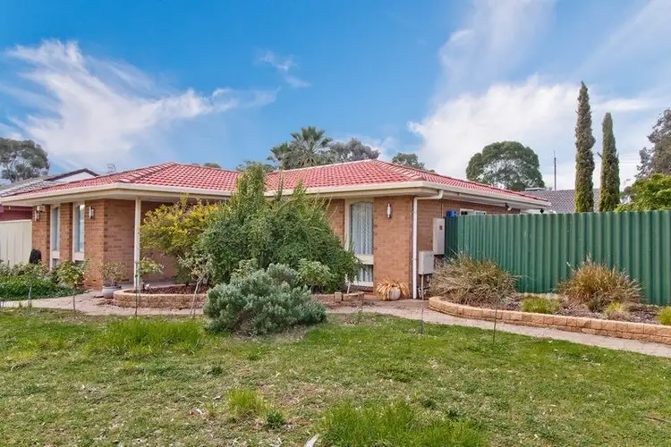 13 Raner Avenue, Parafield Gardens SA 5107