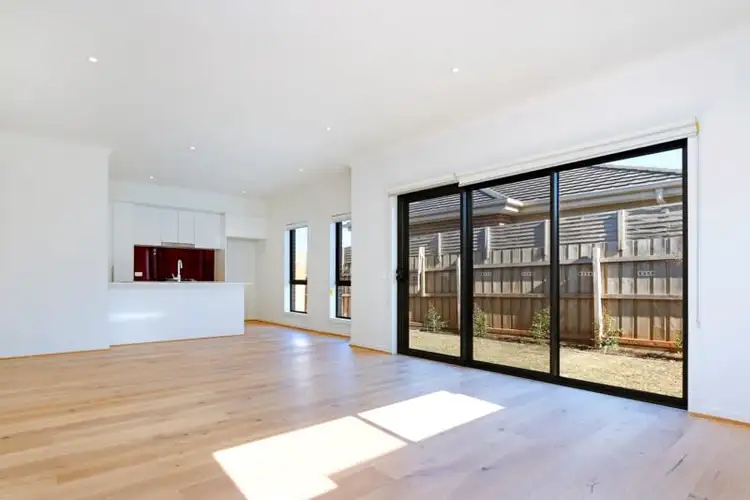 Second view of Homely house listing, 8/237 Dunns Road, Mornington VIC 3931