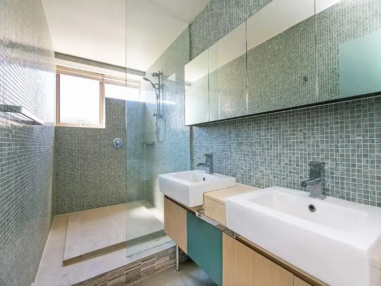 Third view of Homely apartment listing, 6/1 The Esplanade, St Kilda VIC 3182