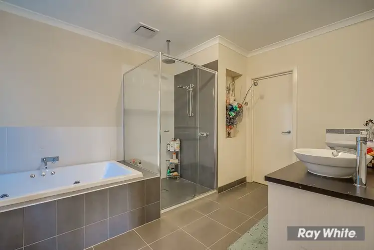 Fifth view of Homely house listing, 17 Amsterdam Avenue, Tarneit VIC 3029