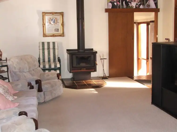Third view of Homely house listing, 9 Bates Avenue, Glen Innes NSW 2370