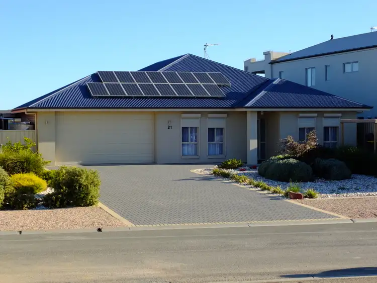Second view of Homely house listing, 21 Spinnaker Court, Wallaroo SA 5556