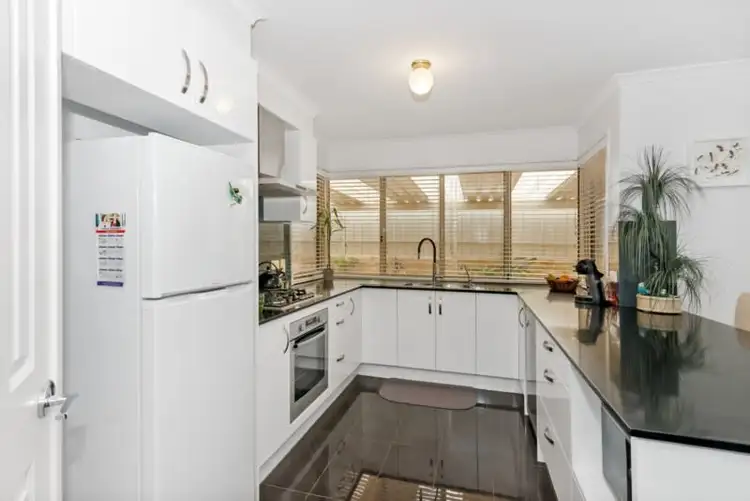 Fifth view of Homely house listing, 2 Fuschia Street, Huntfield Heights SA 5163