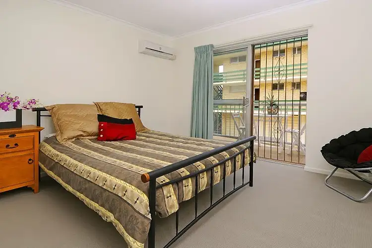 Fifth view of Homely unit listing, 2/87 Swann Road, Taringa QLD 4068