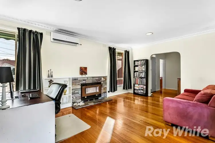 Fifth view of Homely house listing, 4 Crocus Crescent, Glen Waverley VIC 3150