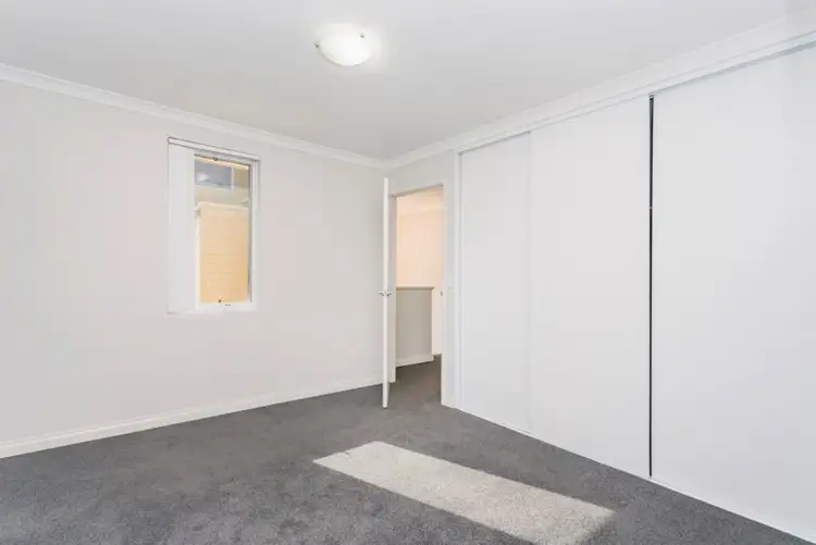 Seventh view of Homely townhouse listing, 33 Kenwick Way, Balga WA 6061