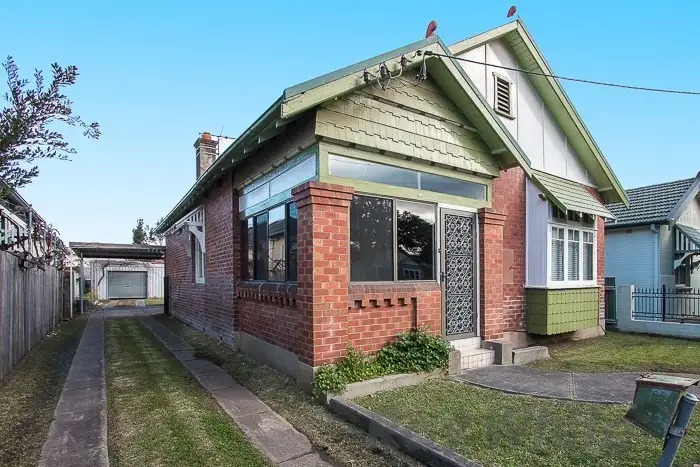 151 Tudor Street, Hamilton NSW 2303