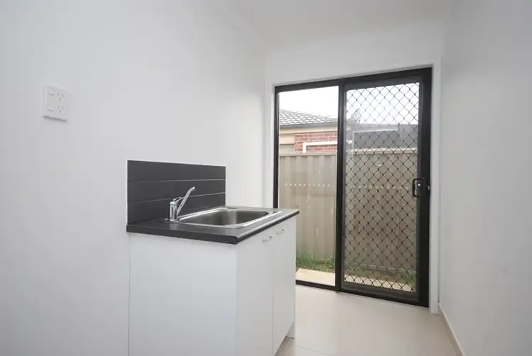 Sixth view of Homely house listing, 18 Macquarie Close, Delacombe VIC 3356