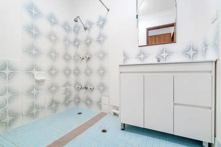 Fifth view of Homely house listing, 8/125 Railway Street, Bluff Point WA 6530