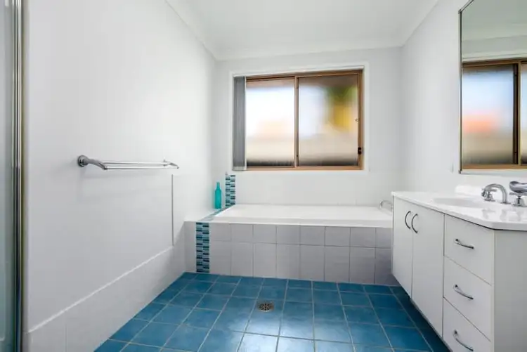 Sixth view of Homely house listing, 27 Johnston Avenue, Haywards Bay NSW 2530