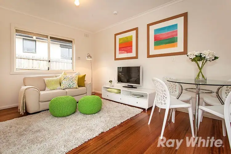 Fourth view of Homely house listing, 2 Allison Court, Vermont VIC 3133