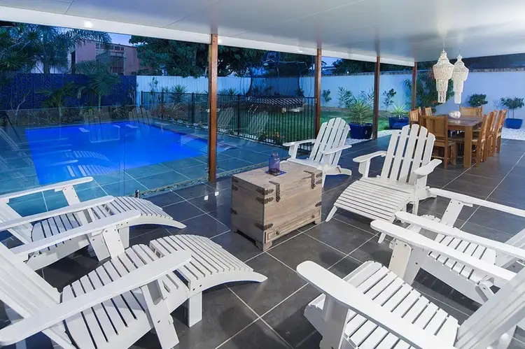 4 Clematis Avenue, Hollywell QLD 4216