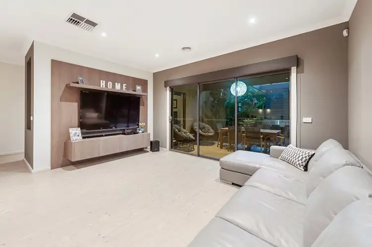 Sixth view of Homely house listing, 6 Cavalier Drive, Craigieburn VIC 3064