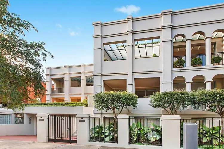 Main view of Homely apartment listing, 4/11-15 Guilfoyle Avenue, Double Bay NSW 2028