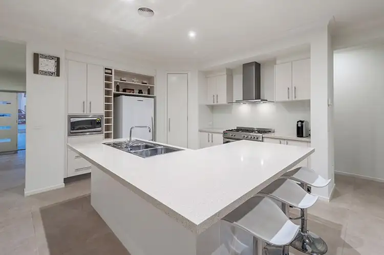 Fourth view of Homely house listing, 9 Belair Close, Craigieburn VIC 3064