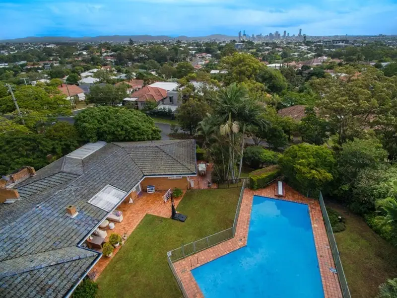 Main view of Homely house listing, 2 Berkeley Street, Holland Park QLD 4121