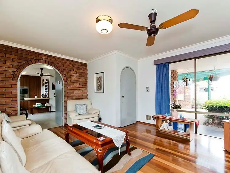 23 Tetlow Place, Bibra Lake WA 6163
