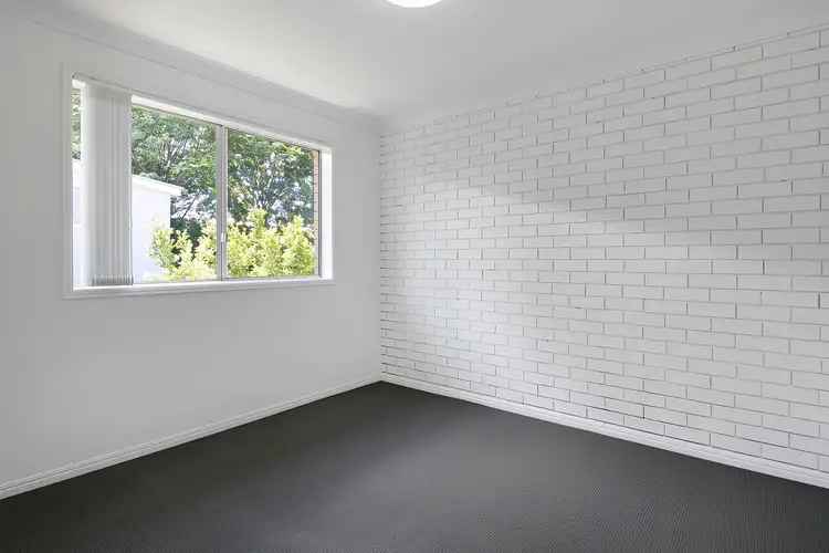 Sixth view of Homely unit listing, 2/53 Sunbeam Street, Fairfield QLD 4103