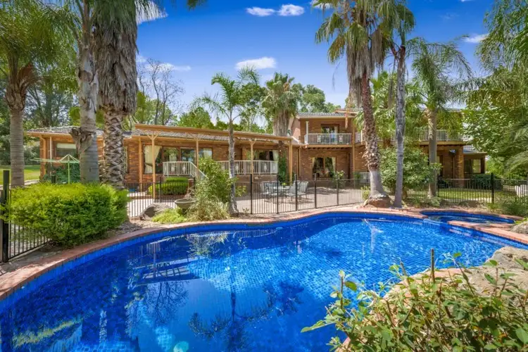 Main view of Homely house listing, 5 Parkwood Place, Templestowe VIC 3106