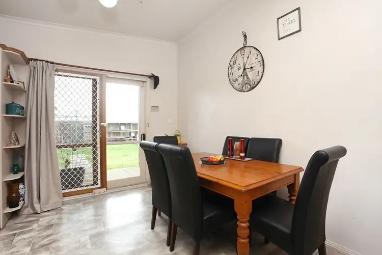 Sixth view of Homely house listing, 11 Rosscommon Place, Seabrook VIC 3028