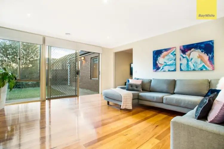 Fifth view of Homely house listing, 102 Wattle Valley Drive, Hillside VIC 3037