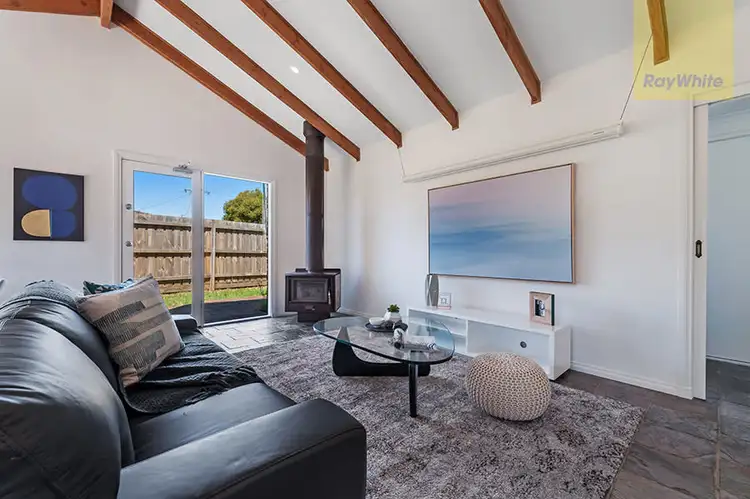 Fourth view of Homely house listing, 18 Cimberwood Drive, Craigieburn VIC 3064