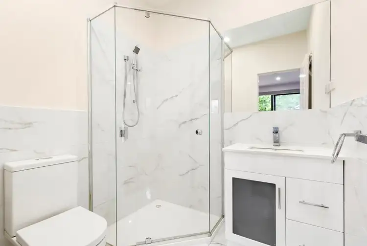 Seventh view of Homely townhouse listing, 2/10 Rae Street, Chadstone VIC 3148