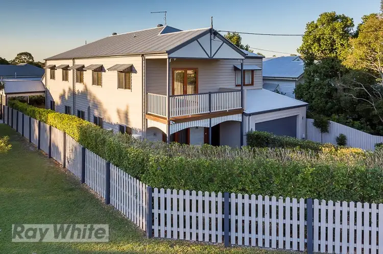 16 The Crescent, Coorparoo QLD 4151