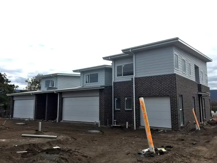 Main view of Homely townhouse listing, 7/26 Avondale Road, Dapto NSW 2530