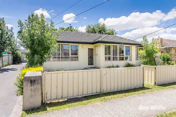 1/57 Cranbourne Drive, Cranbourne VIC 3977