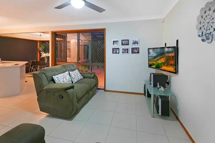 Seventh view of Homely house listing, 136 Cadogan Street, Carindale QLD 4152