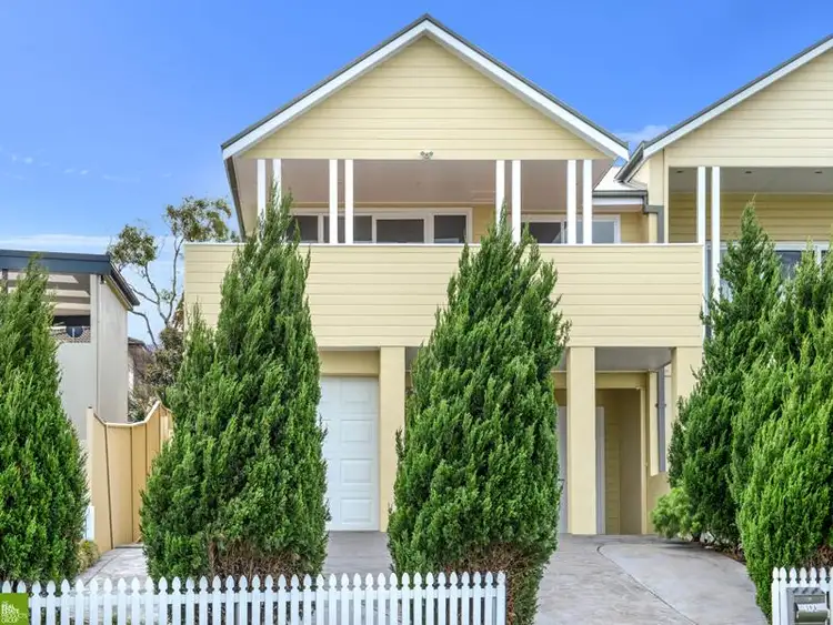 19a Anembo Crescent, Kiama Heights NSW 2533