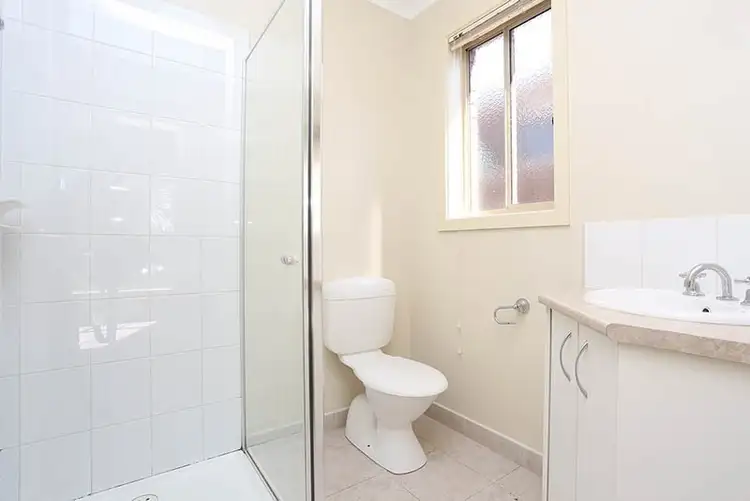 Sixth view of Homely house listing, 6 Sunnybrae Drive, Mernda VIC 3754
