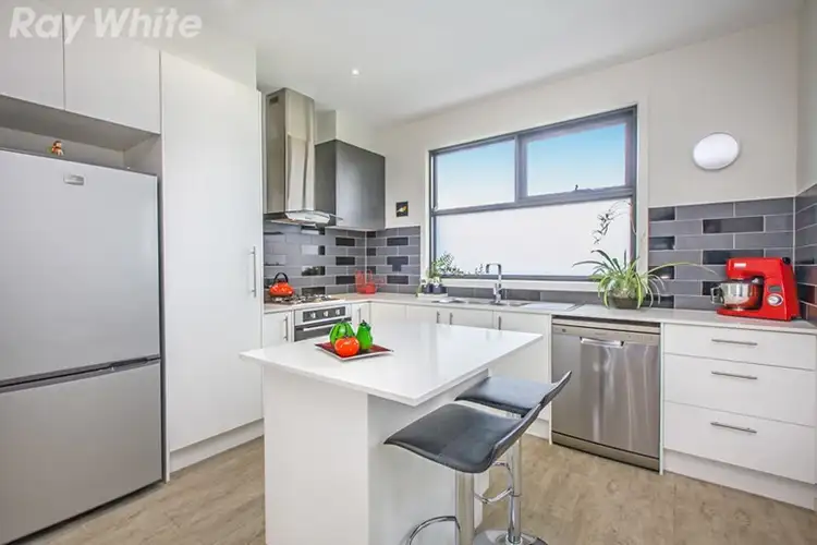 7/1 Erskine Avenue, Reservoir VIC 3073