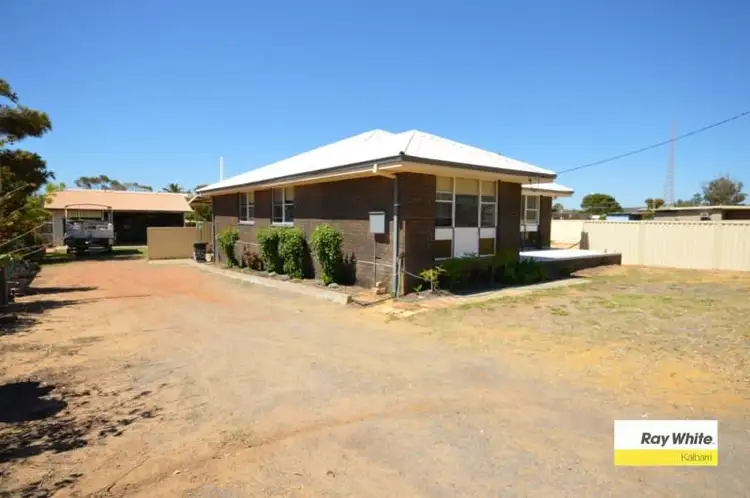 35 Hackney Street, Kalbarri WA 6536