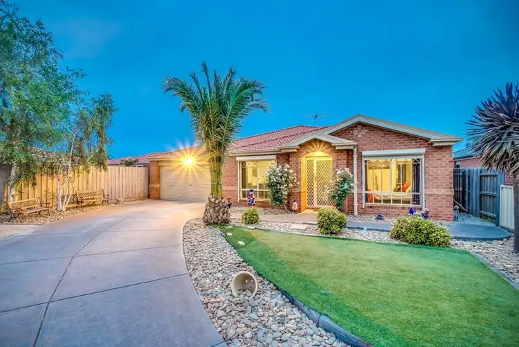 27 Kingsfield Way, Truganina VIC 3029