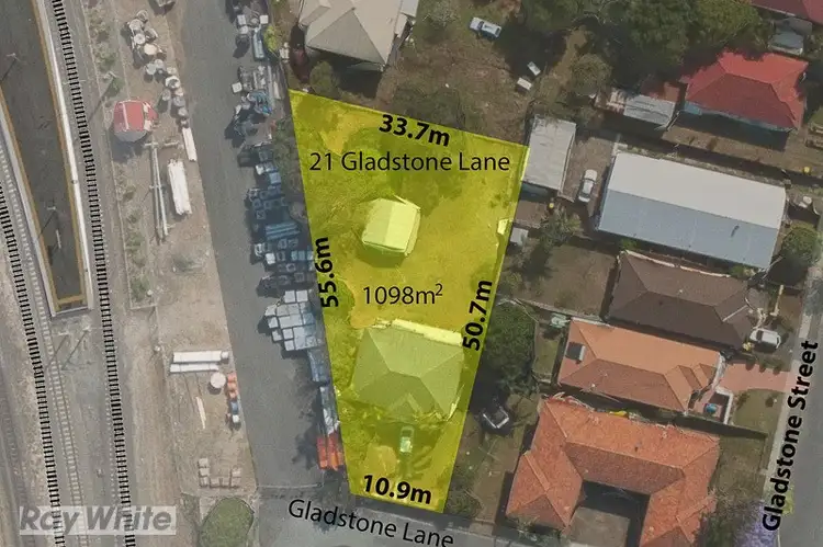 21 Gladstone Lane, Coorparoo QLD 4151