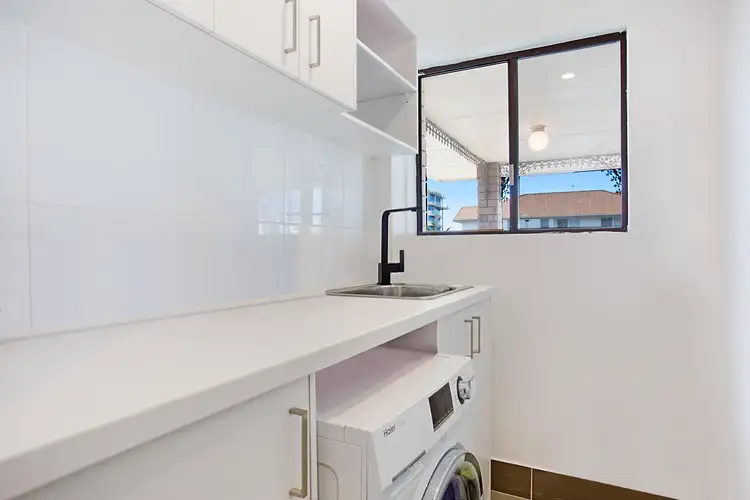Sixth view of Homely unit listing, 6/32 Peerless Avenue, Mermaid Beach QLD 4218
