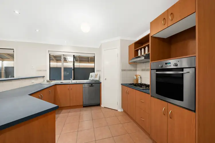 Sixth view of Homely house listing, 4 Clair Court, Aspendale Gardens VIC 3195