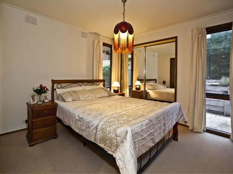 Seventh view of Homely house listing, 2 Snowgum Court, Mulgrave VIC 3170