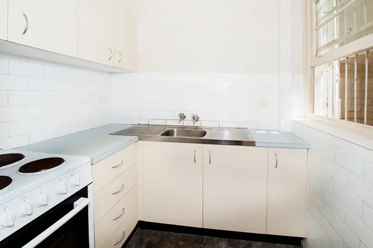 Third view of Homely apartment listing, 4/3 Crick Avenue, Potts Point NSW 2011