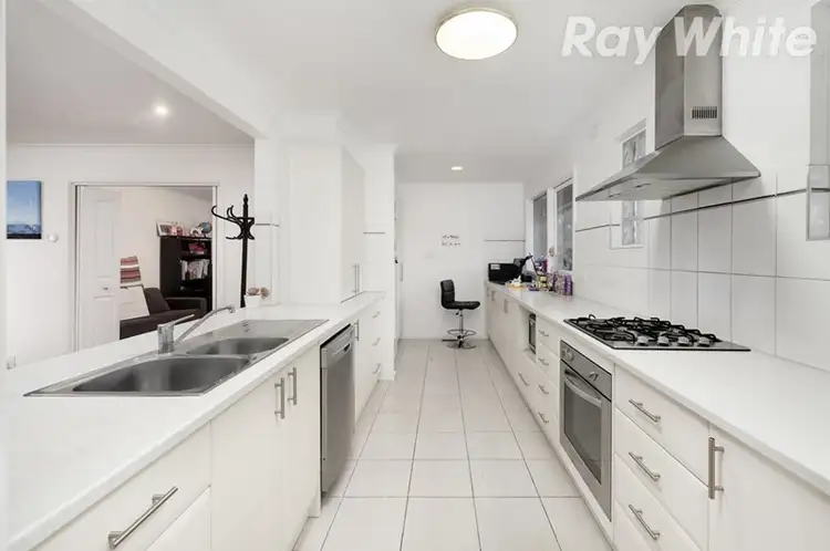 Second view of Homely house listing, 2 Panorama Close, Bundoora VIC 3083