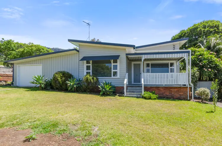 17 Seaview Terrace, Thirroul NSW 2515