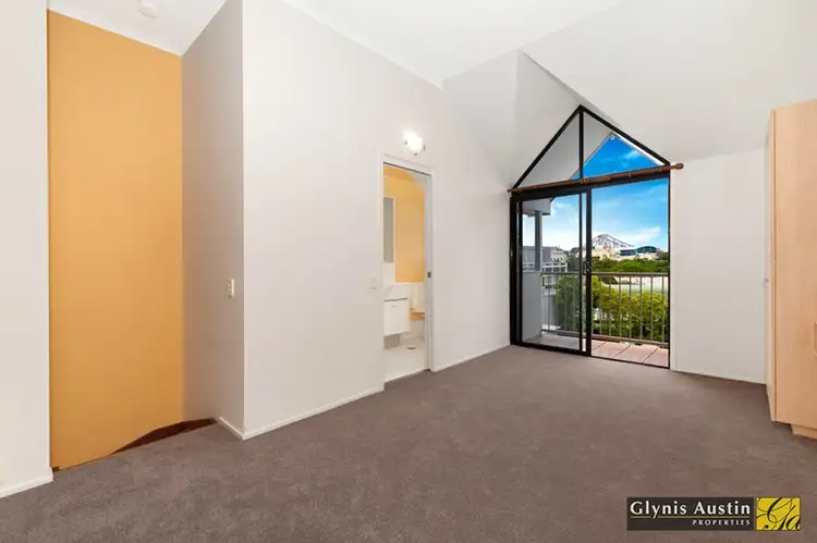 Sixth view of Homely apartment listing, 8/37 Thornbury Street, Spring Hill QLD 4000