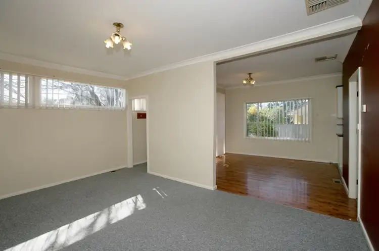 3 Cutler Avenue, Kooringal NSW 2650