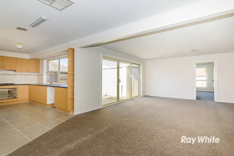 Fourth view of Homely house listing, 10 Gregory Court, Cranbourne North VIC 3977