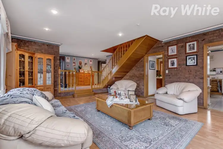 Third view of Homely house listing, 27 Highview Crescent, Macleod VIC 3085