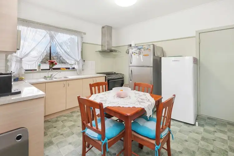 Fifth view of Homely house listing, 5 Violet Grove, Wendouree VIC 3355